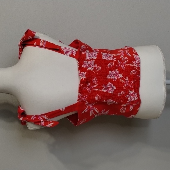 Joie Red Floral Smocked Crop Top Size 10 - Picture 3 of 8